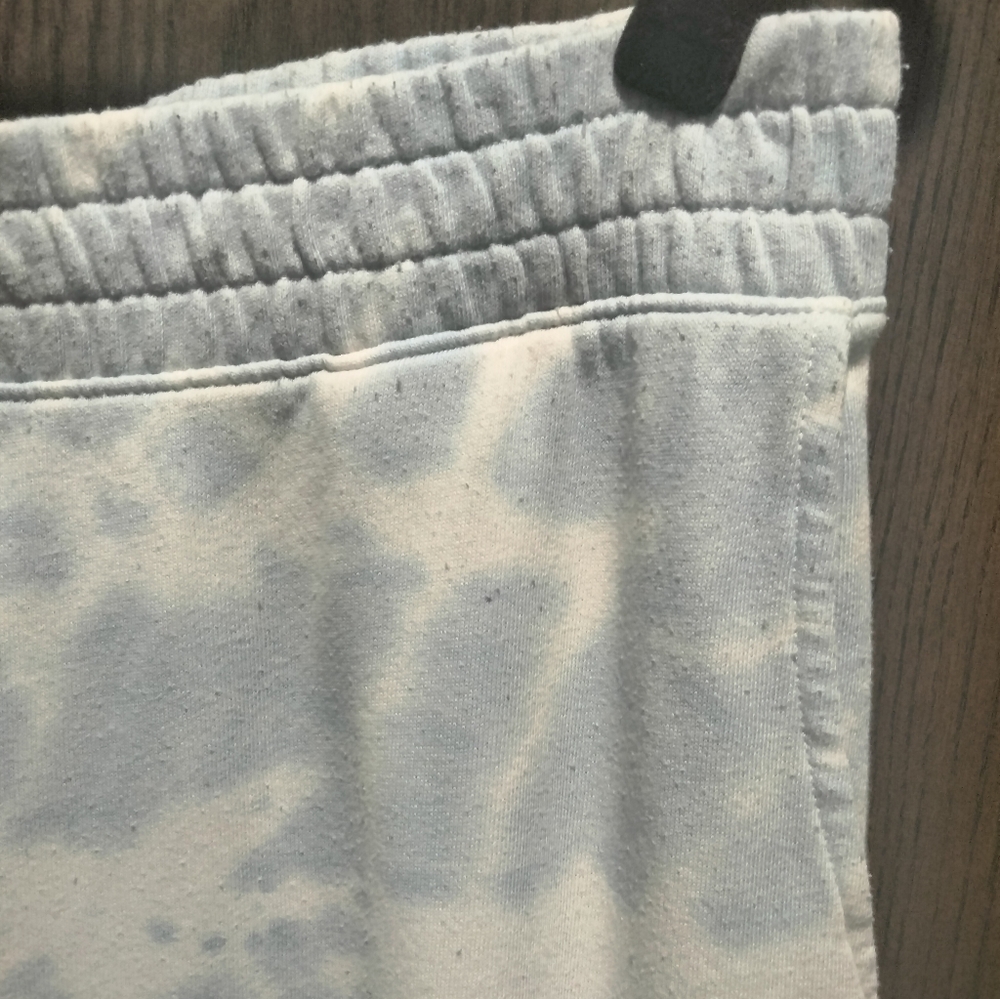 **FLAWED** American Eagle Tie Dye Sweatpants - Picture 3 of 7